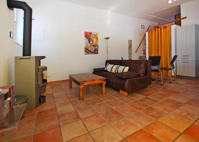 بيت للعطل Doppelhaushaelfte Am Flacher See, *